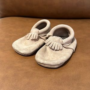 Freshly Picked Moccasins Size 4